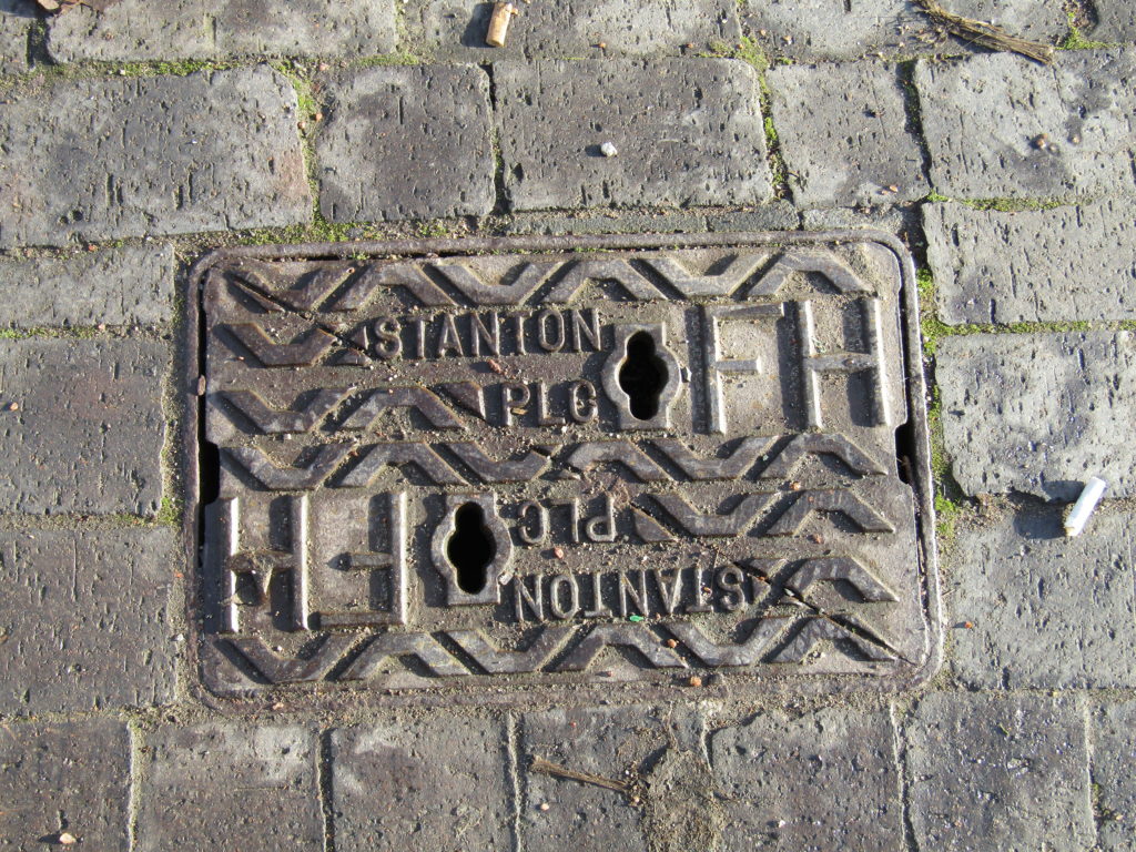 A guide to mapping Fire Hydrants in the UK Mappa Mercia